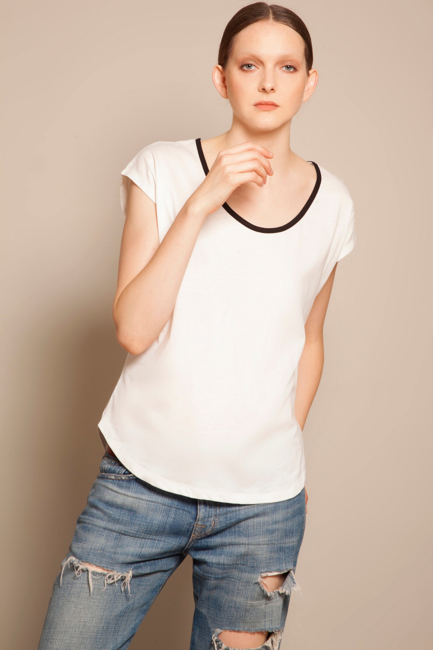 Basic Round Neck Tee Daylight White
